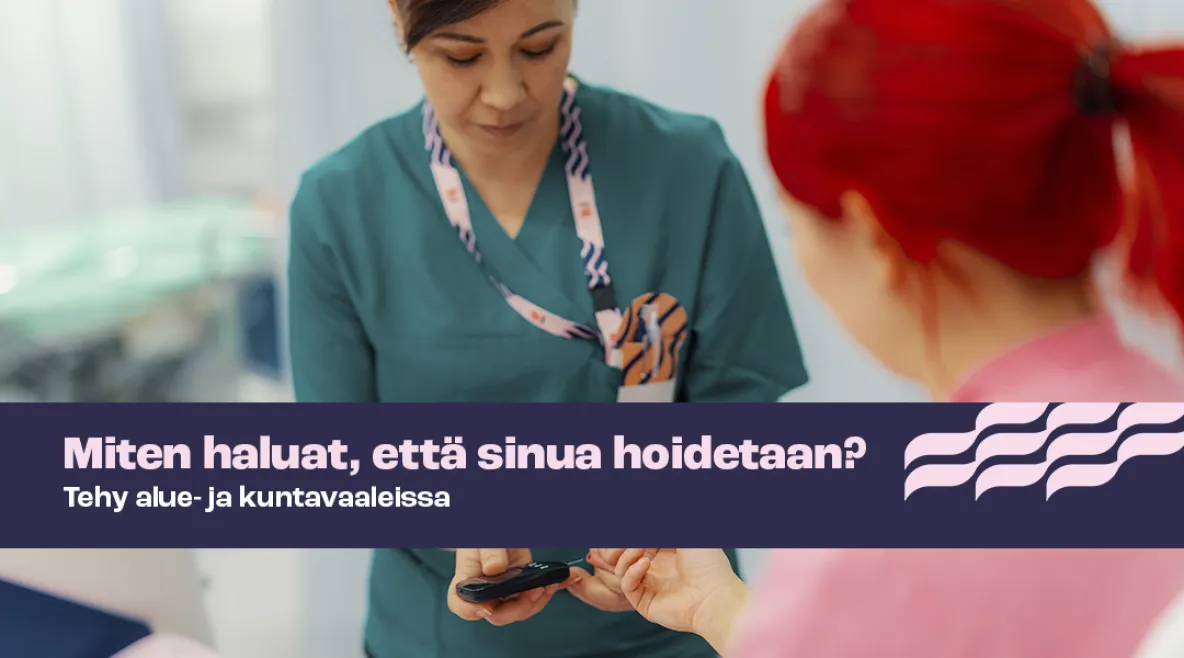Hoitaja ottaa verinäytettä potilaan sormesta