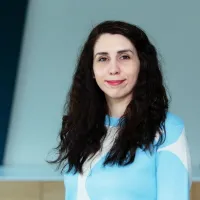 Kuvassa on kesäduunarineuvoja Hanna-Marilla Zidan 