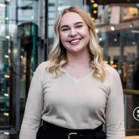 STTK-Opiskelijoiden varapuheenjohtaja Julia Väänänen