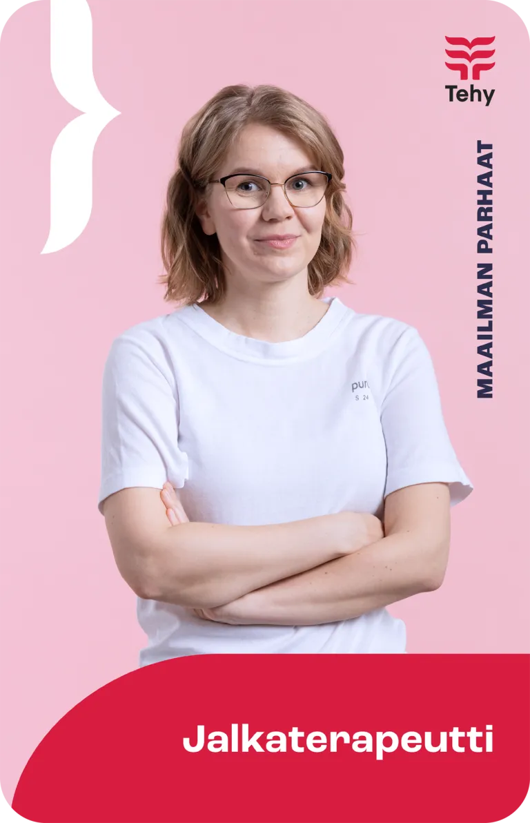 Kuvassa jalkaterapeutti Maailman parhaat -kampanjassa
